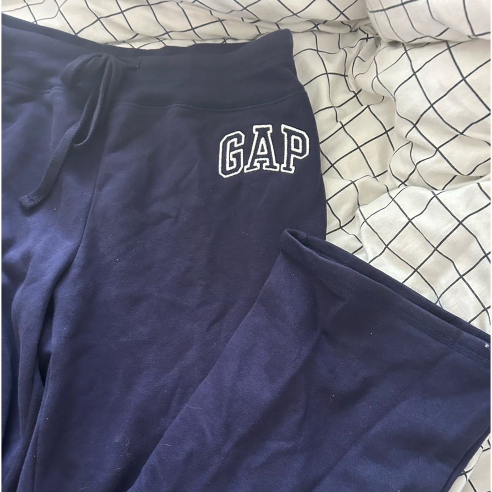 Gap 2000s style wide leg low rise sweats